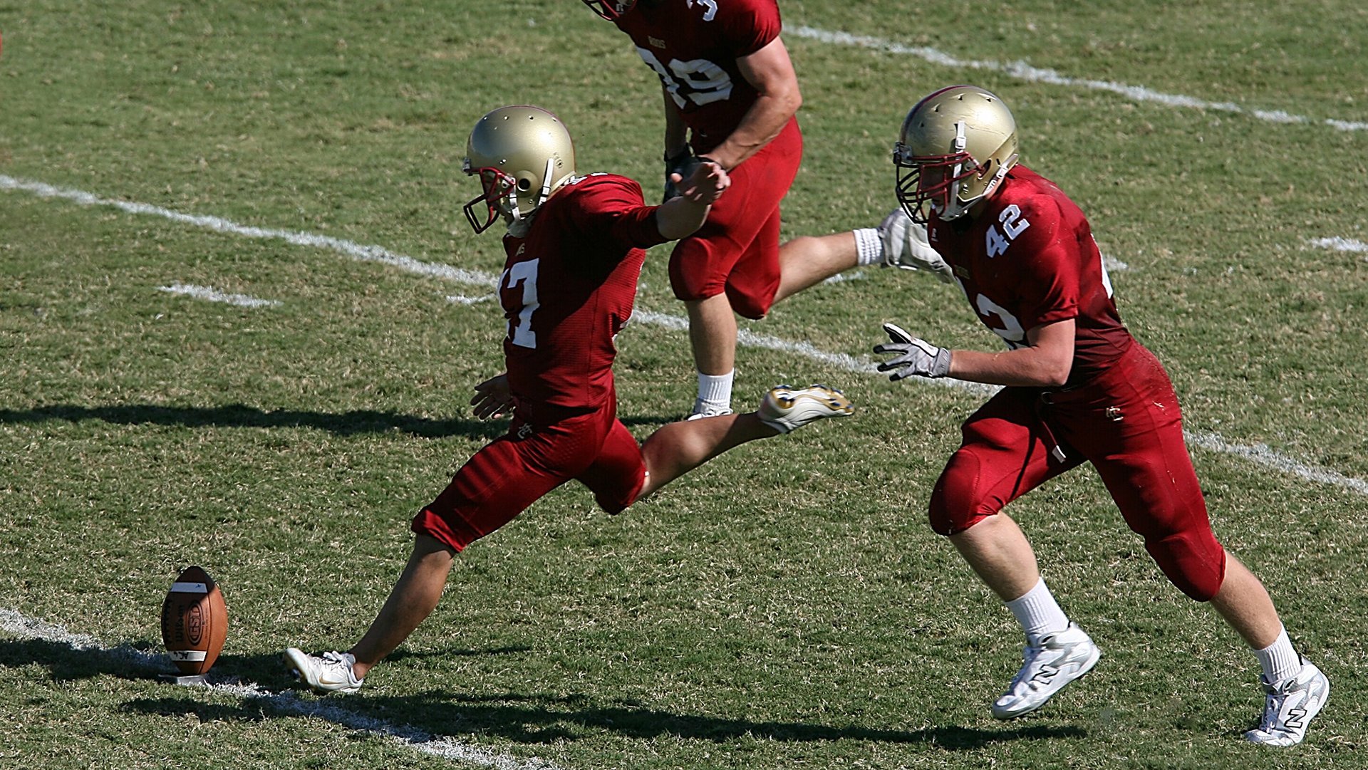 外援表现抢眼，球队士气大振备战新挑战，外援球队球员